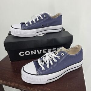 NEW! Converse Womens Classic Blue Sneakers Size 10